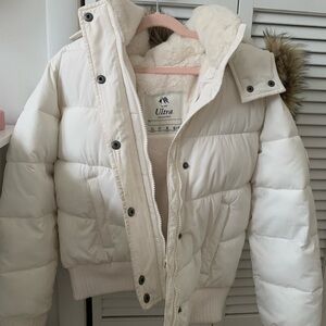 Abercrombie Girls Puffer Jacket Ultra warm coat Size 9-10